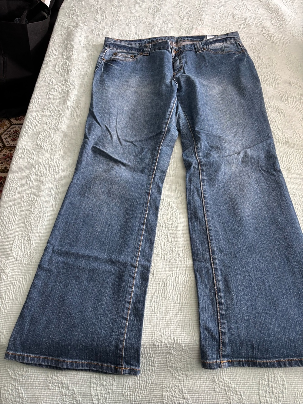 Women’s Classic Midwash Blue flare Jeans Michael Kors size 14
